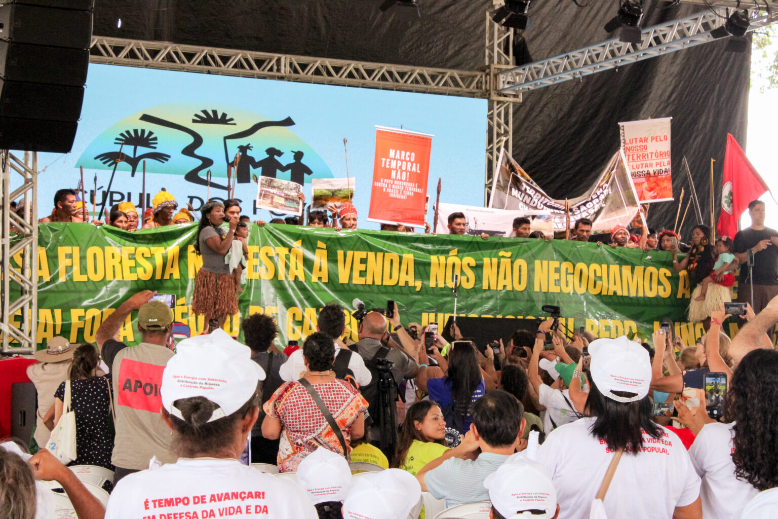 People reaffirm sovereignty and denounce corporate power in plenaries for themes 1 and 2  of the People’s Summit 