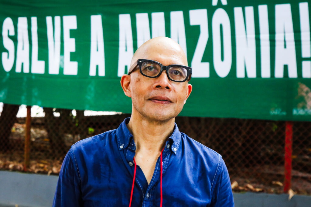 PERFIL | Hendro Sangkoyo: El guardián de las aguas y memoria de las islas